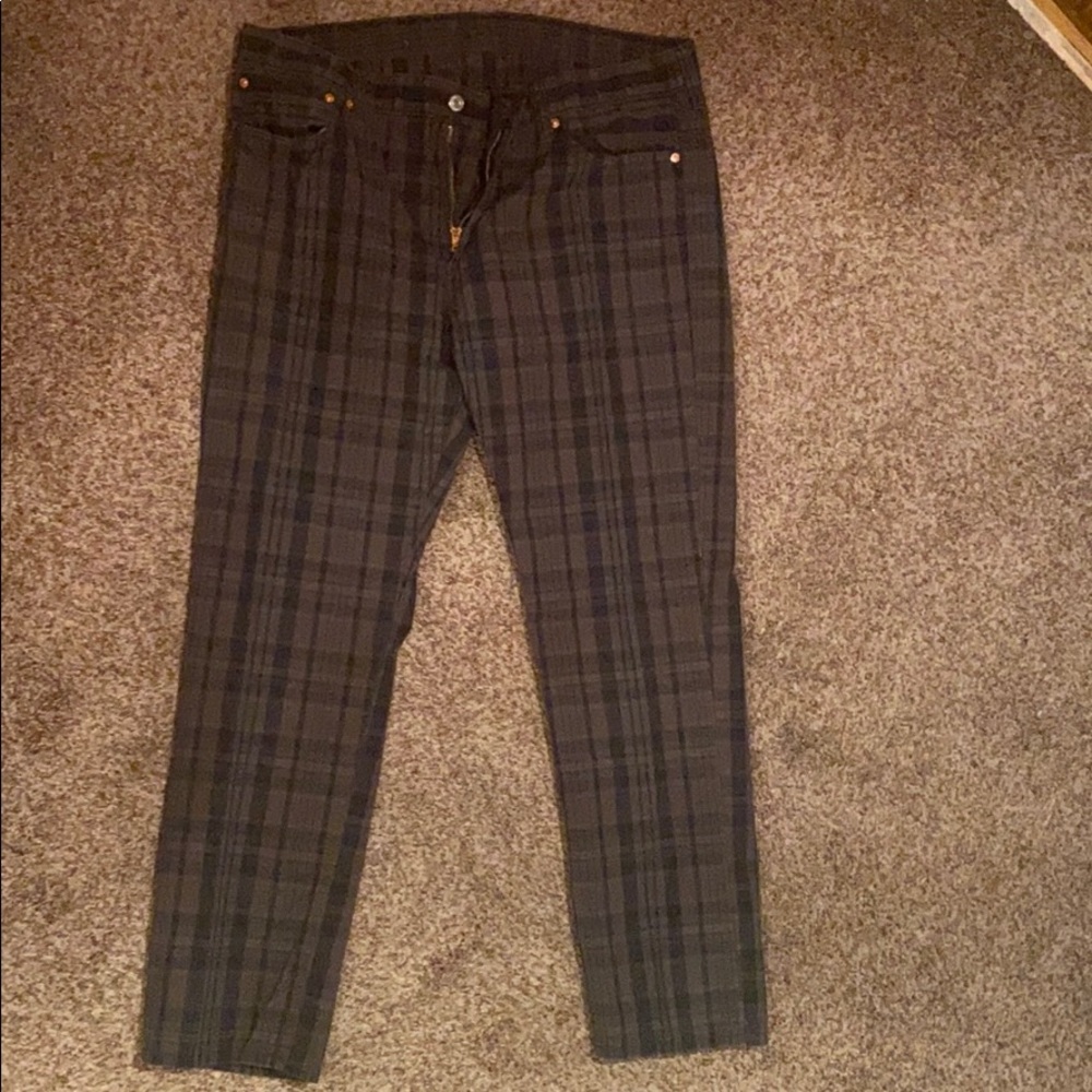 Levi’s 511 Plaid